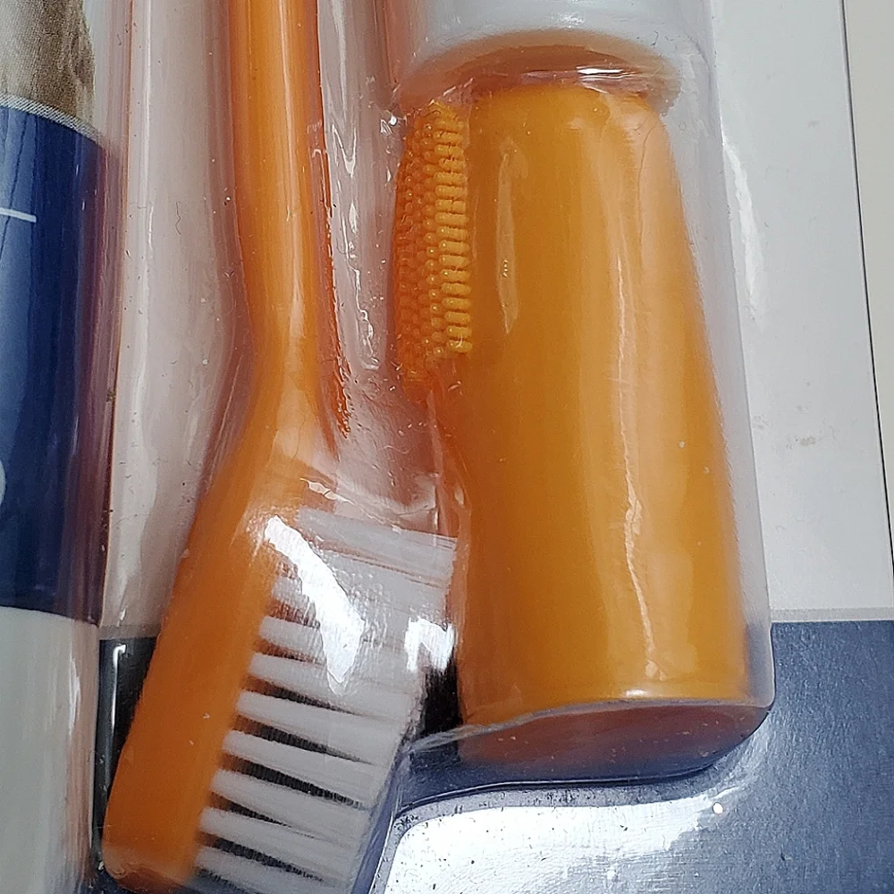 Arm & Hammer 4-Piece Tartar Control Toothpaste and Brush Set Dental Kit for Dogs